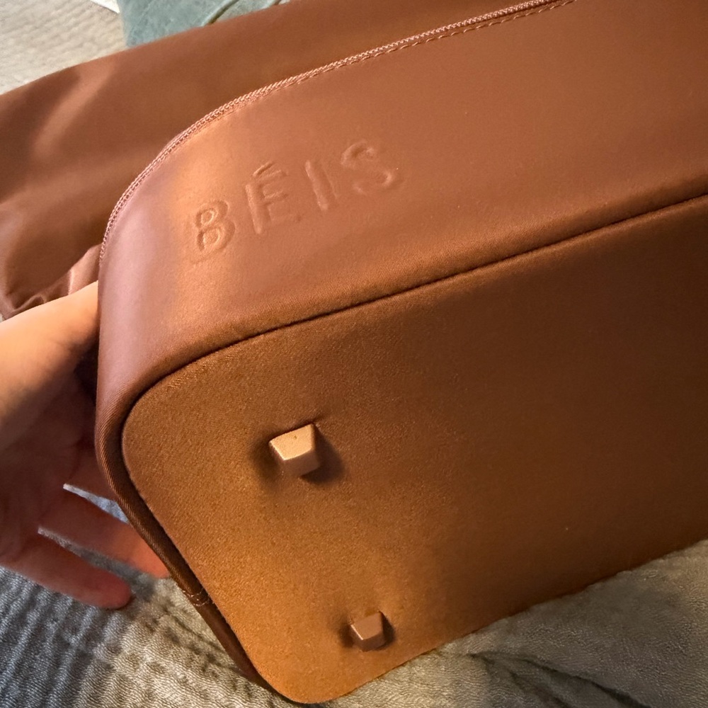 BEIS Crescent Weekender in Maple - Picture 2 of 5